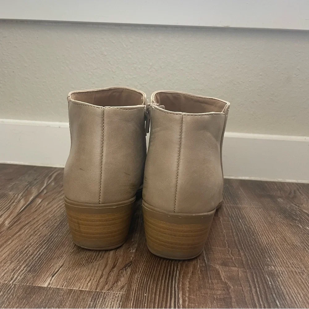 Soda Women's Mug Round Toe Tan Faux Leather Western Ankle Bootie shoes Size 6.5 - Picture 5 of 11